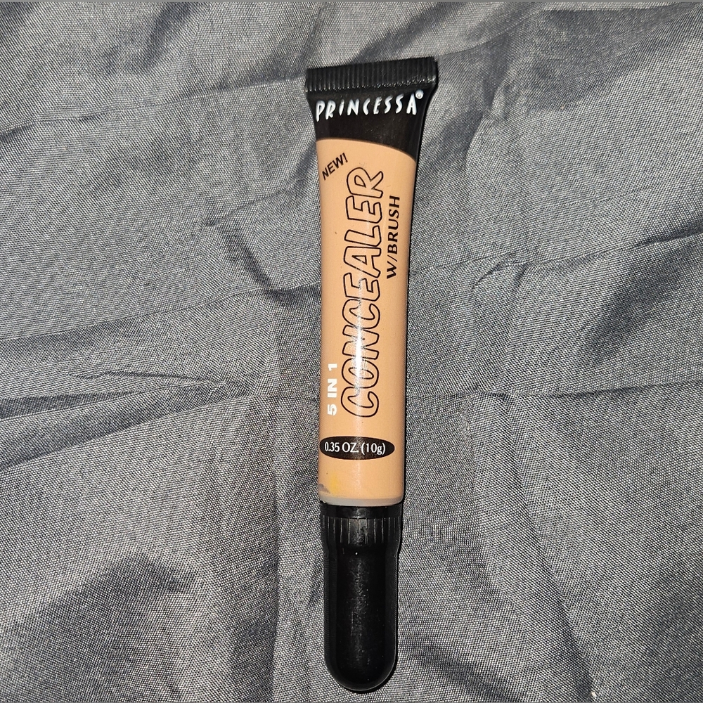 Princessa 5 in 1 Concealer with Brush In #10 Cream Beige 0.35oz BNIB
